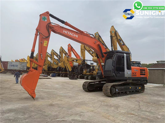Hitachi ZX 200 Gebrauchtbagger funktioniert perfekt und verkauft günstig mit wenigen Arbeitsstunden